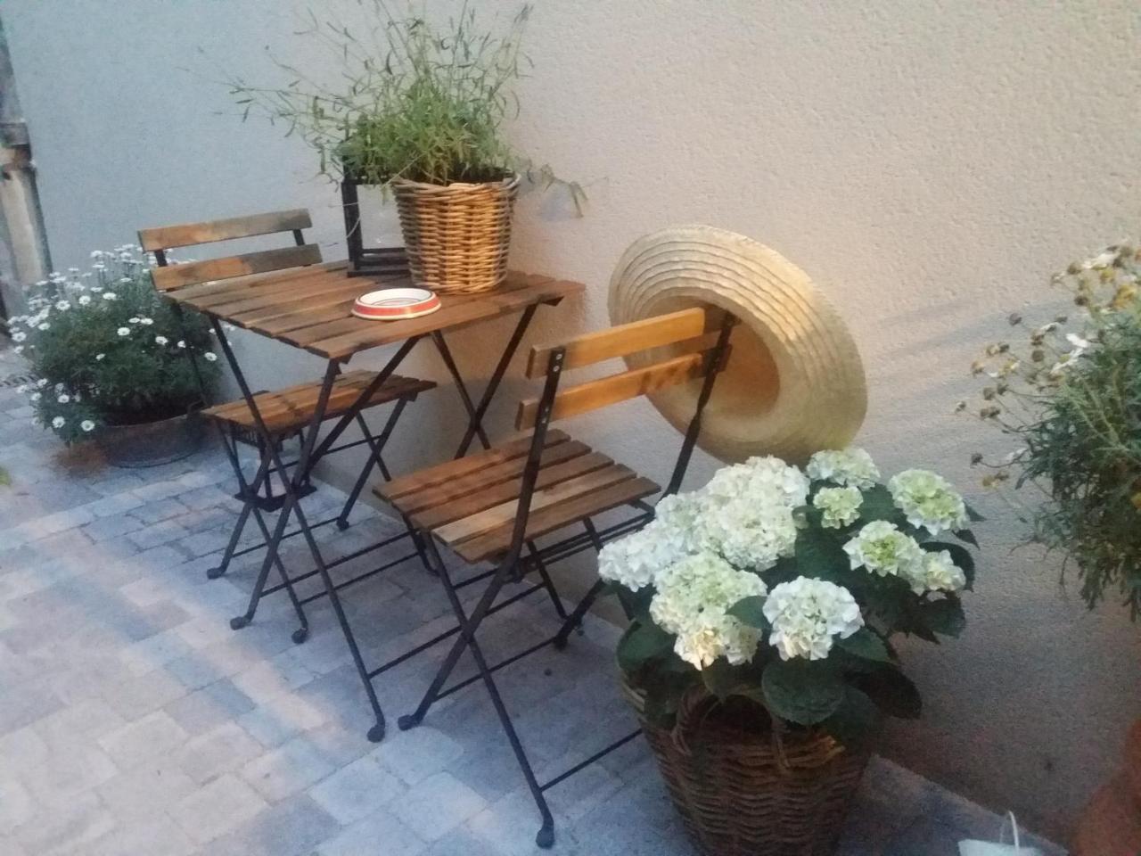 Les Appartements De Champagne Reims Exterior photo